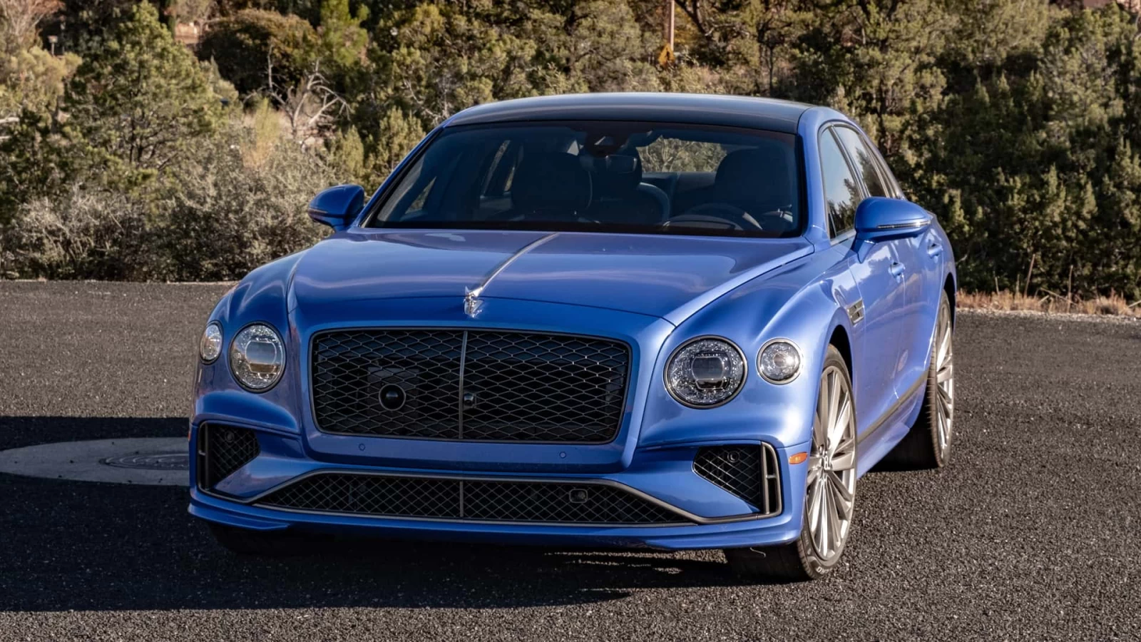 2025 Flying Spur - идеальный Bentley